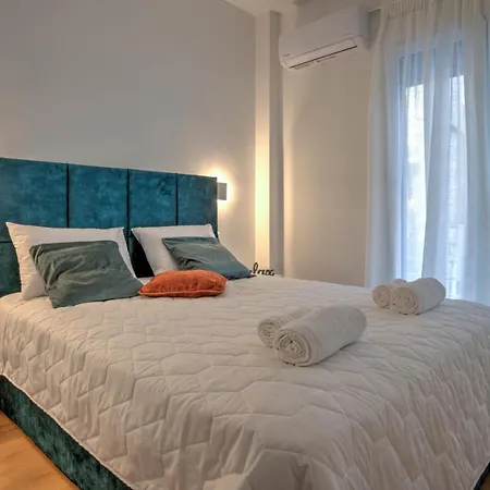 The Cosy Luxurious Seaside Apartman
